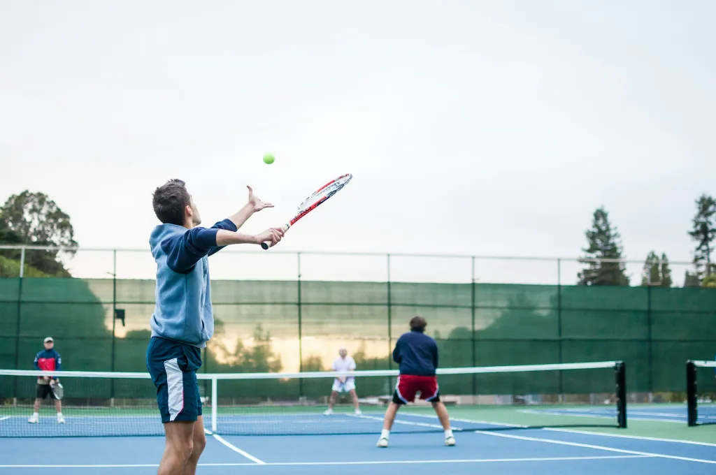 unsplash_Z4Sxy1_3wdY_lawn tennis.webp